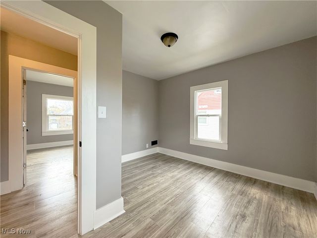 1859 E 33rd Street, Lorain, OH 44055