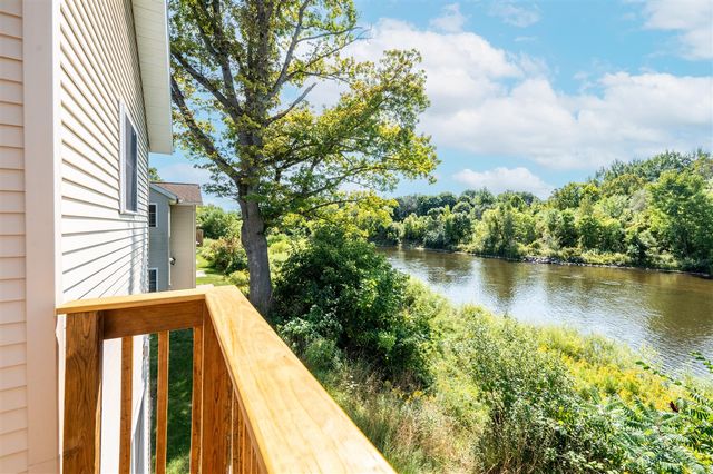 717 Tioga Park 717, Big Rapids, MI 49307