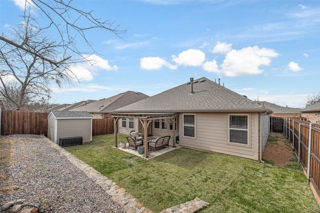 317 Waterton Drive, Anna, TX 75409