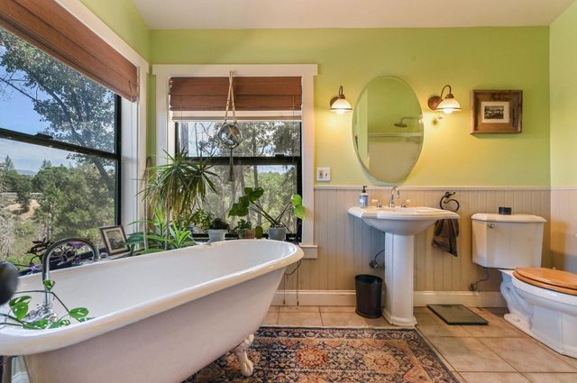 6640 Railroad Flat Rd, Mountain Ranch, CA 95246