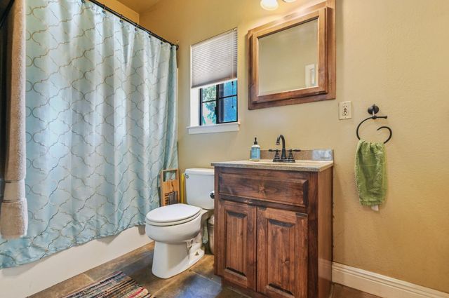 6640 Railroad Flat Rd, Mountain Ranch, CA 95246