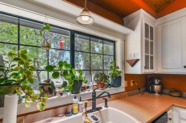 6640 Railroad Flat Rd, Mountain Ranch, CA 95246