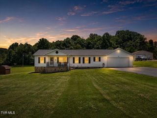 164 Ramsey Drive, Gray, TN 37615