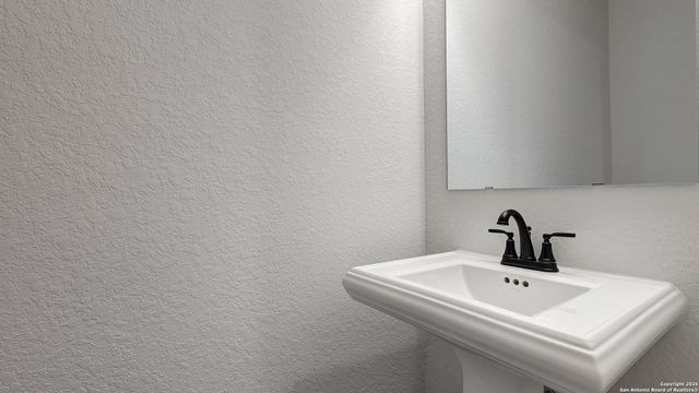 113 Brown Swiss Ridge, Boerne, TX 78006