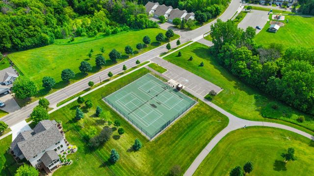 9188 Maas Circle, Minnetrista, MN 55375