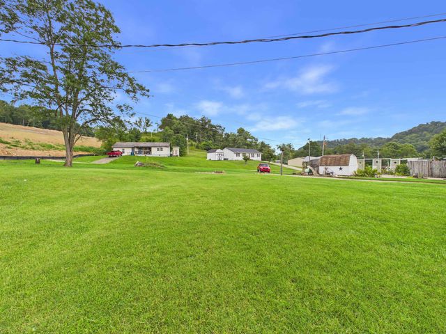 1623 Township Road 158, Chesapeake, OH 45619