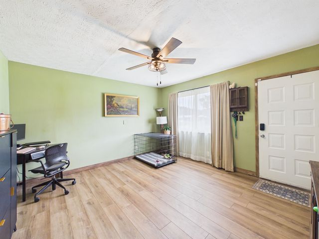 1623 Township Road 158, Chesapeake, OH 45619