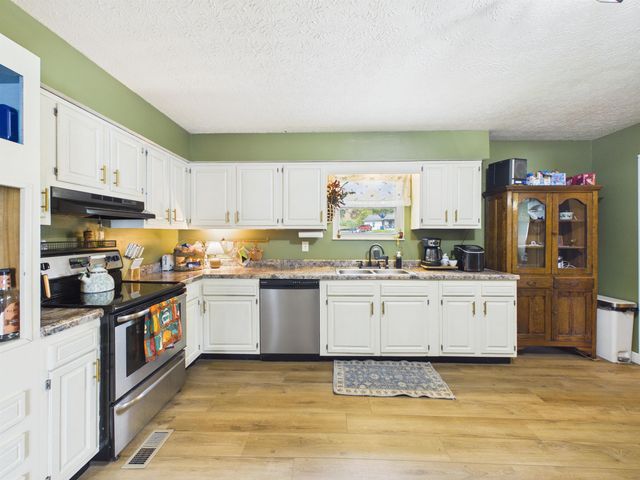 1623 Township Road 158, Chesapeake, OH 45619