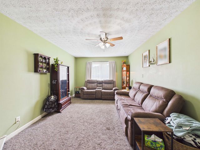 1623 Township Road 158, Chesapeake, OH 45619