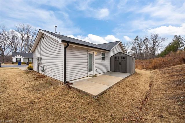 3149 Misty Ridge Drive, Winston-salem, NC 27107