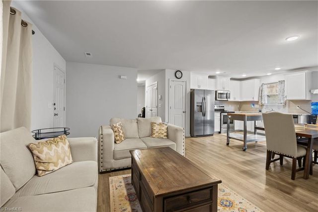 3149 Misty Ridge Drive, Winston-salem, NC 27107