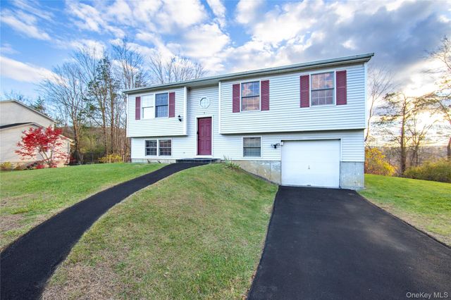 9 Nicole Lane, Wingdale, NY 12594