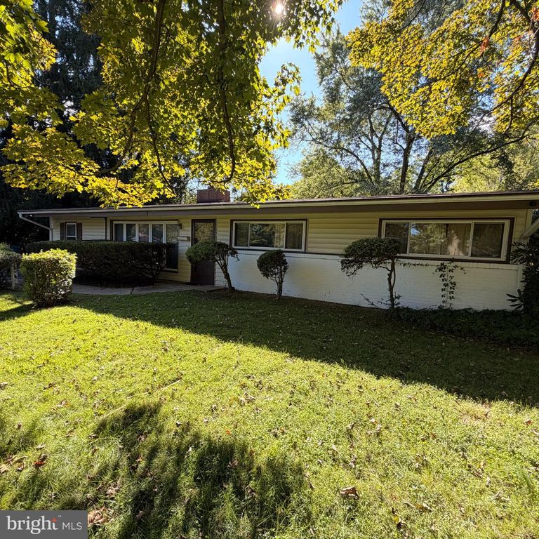 334 HOLLY RD, WEST CHESTER, PA 19380 — exterior