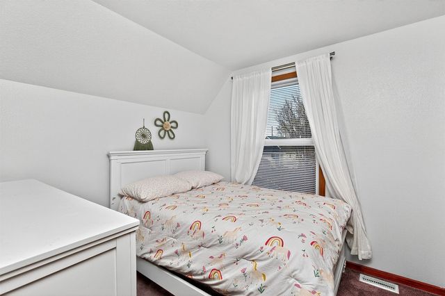 2101 Lyon Street, Des Moines, IA 50317