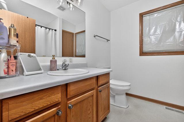 2101 Lyon Street, Des Moines, IA 50317