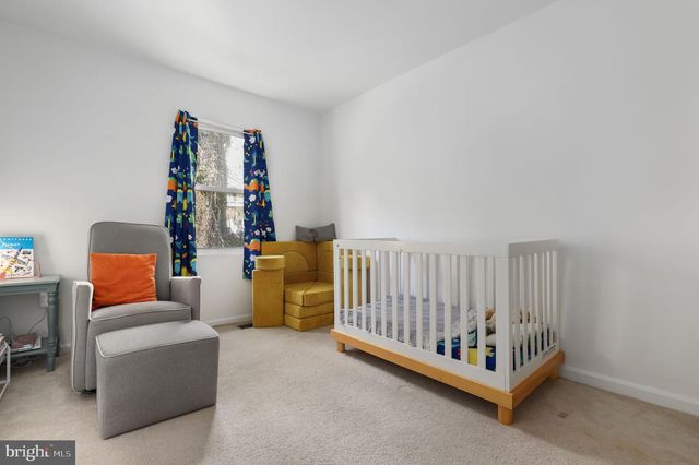 24 KINSMAN VIEW CIR, Silver Spring, MD 20901