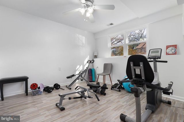 24 KINSMAN VIEW CIR, Silver Spring, MD 20901