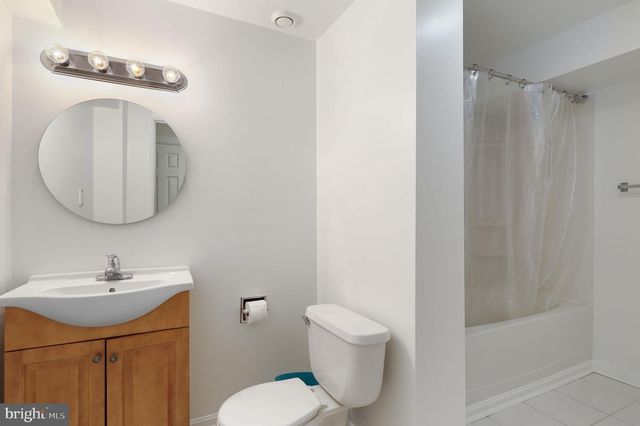 24 KINSMAN VIEW CIR, Silver Spring, MD 20901