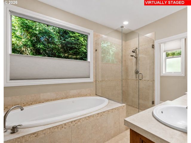 7720 Se 16TH Cir, Vancouver, WA 98664