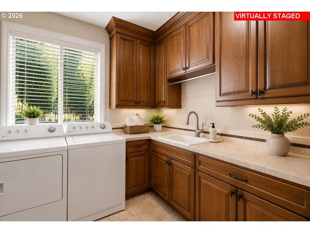 7720 Se 16TH Cir, Vancouver, WA 98664