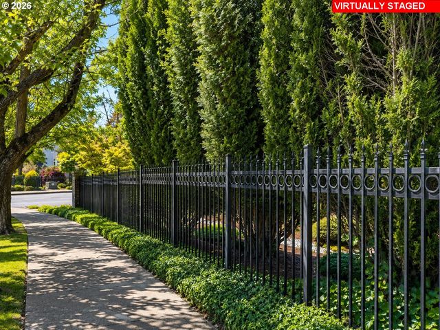 7720 Se 16TH Cir, Vancouver, WA 98664