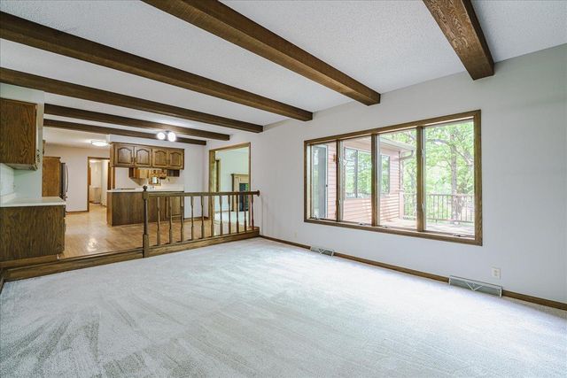 1473 Lake Park Circle, Eagan, MN 55122