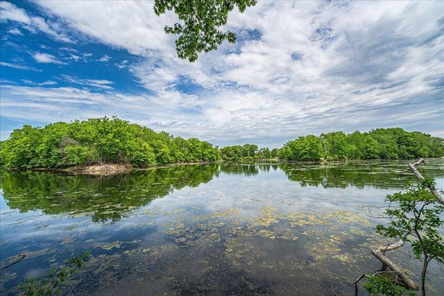 1473 Lake Park Circle, Eagan, MN 55122