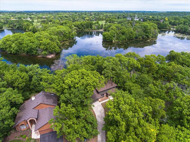 1473 Lake Park Circle, Eagan, MN 55122