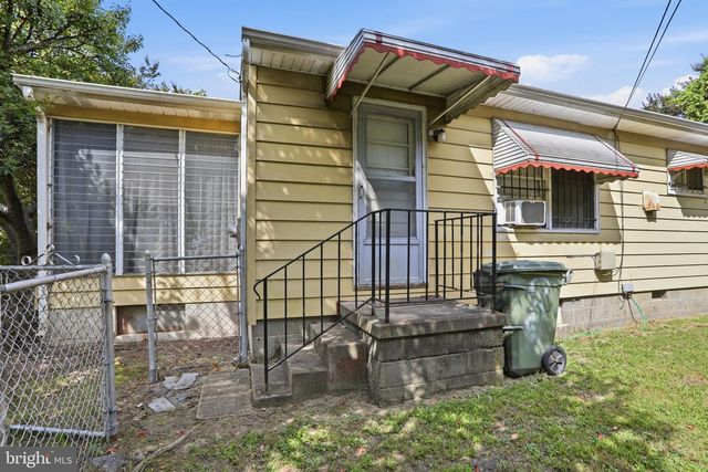 1900 WOOD ST, Richmond, VA 23223