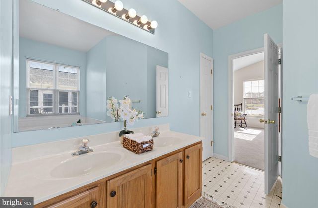 13 AVEBURY CT, Rehoboth Beach, DE 19971