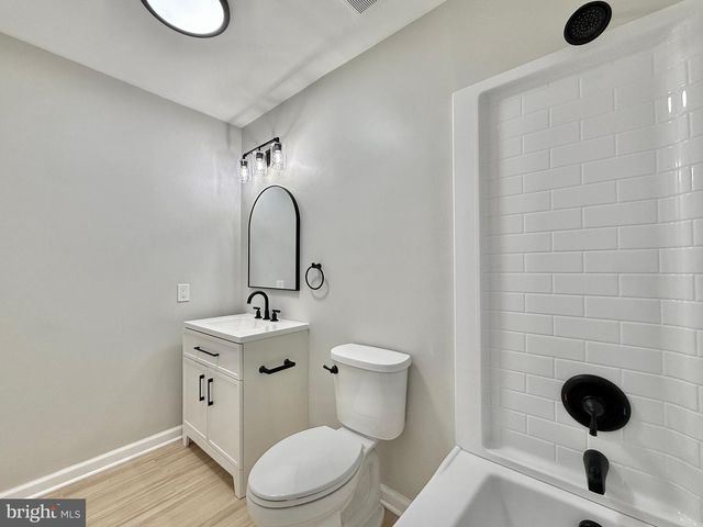 4 HEATHER PL, Southampton, NJ 08088
