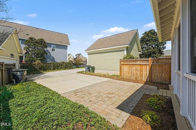 1682 Great Ridge Parkway, Chapel Hill, NC 27516