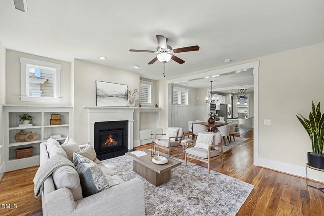 1682 Great Ridge Parkway, Chapel Hill, NC 27516