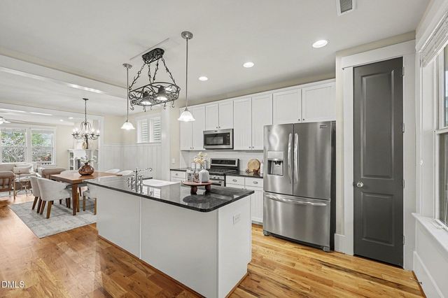 1682 Great Ridge Parkway, Chapel Hill, NC 27516