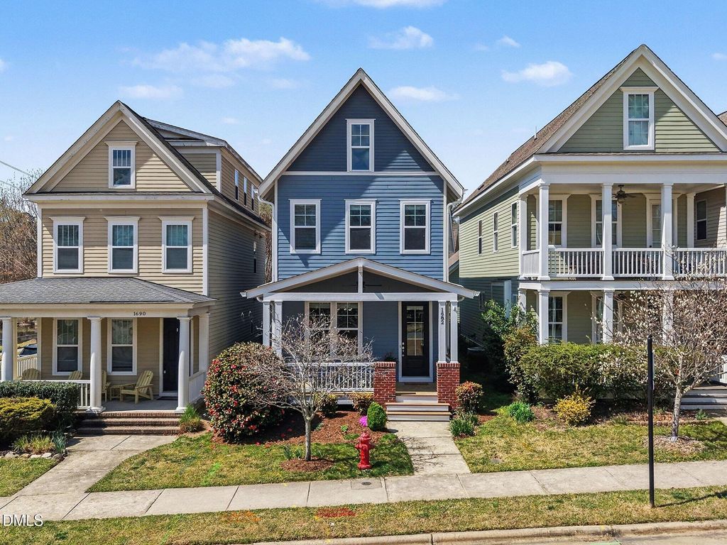 1682 Great Ridge Parkway, Chapel Hill, NC 27516