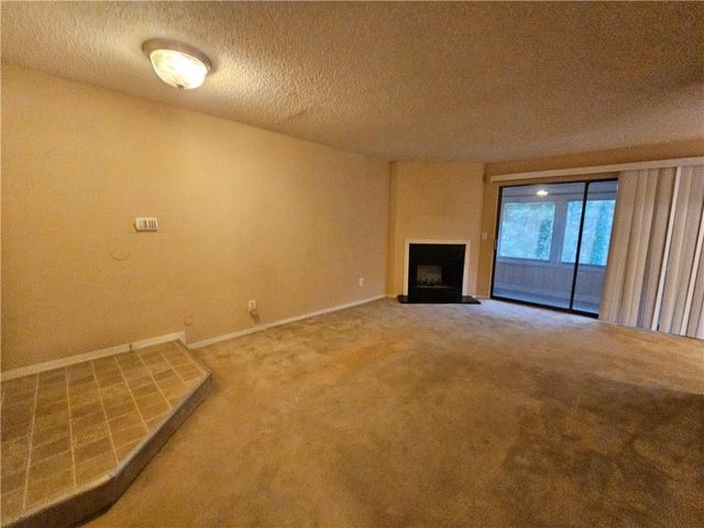 435 Seasons Parkway, Norcross, GA 30093