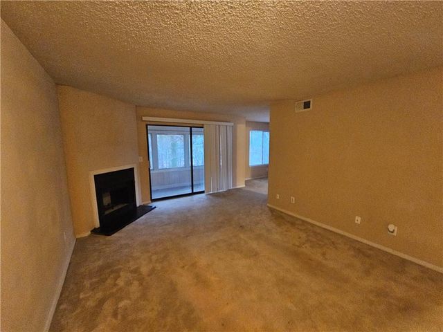 435 Seasons Parkway, Norcross, GA 30093