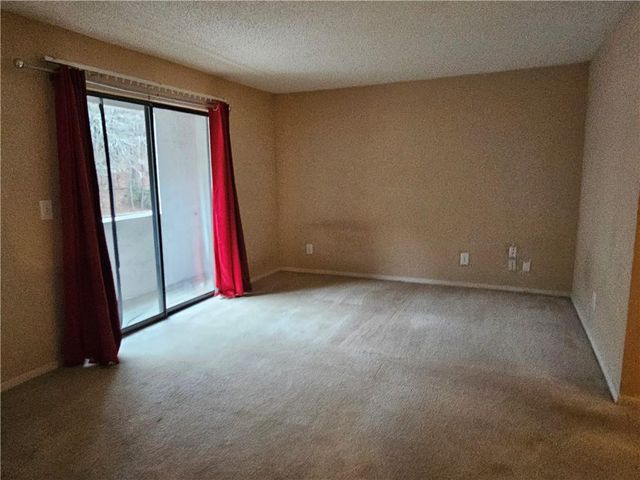 435 Seasons Parkway, Norcross, GA 30093