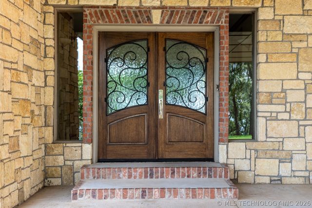 610 N 256 West Avenue, Sand Springs, OK 74063