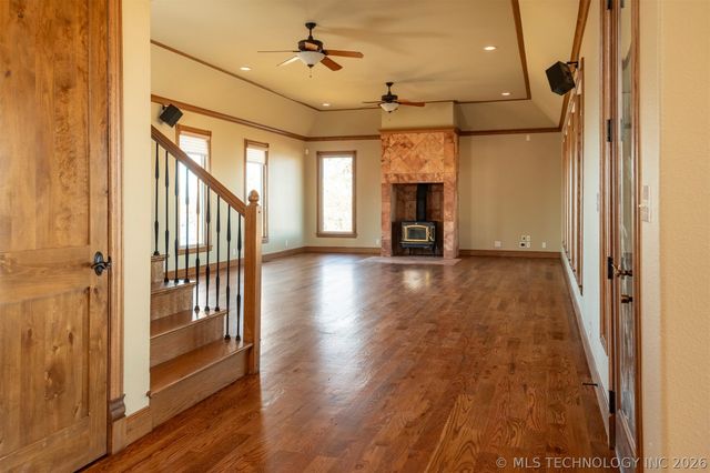 610 N 256 West Avenue, Sand Springs, OK 74063