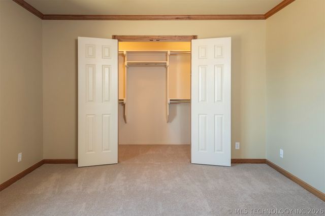 610 N 256 West Avenue, Sand Springs, OK 74063