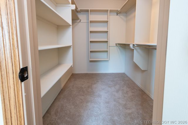 610 N 256 West Avenue, Sand Springs, OK 74063