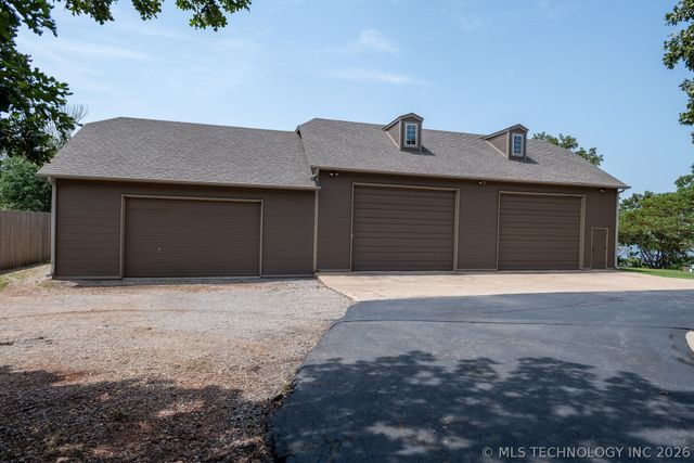 610 N 256 West Avenue, Sand Springs, OK 74063