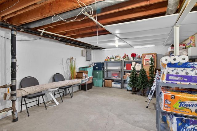 20024 Great Oaks Circle S Drive 162, Clinton Township, MI 48036