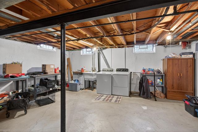 20024 Great Oaks Circle S Drive 162, Clinton Township, MI 48036