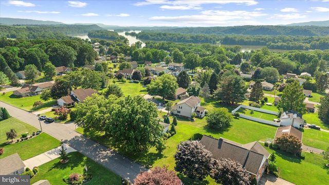 432 N 5TH ST, Halifax, PA 17032