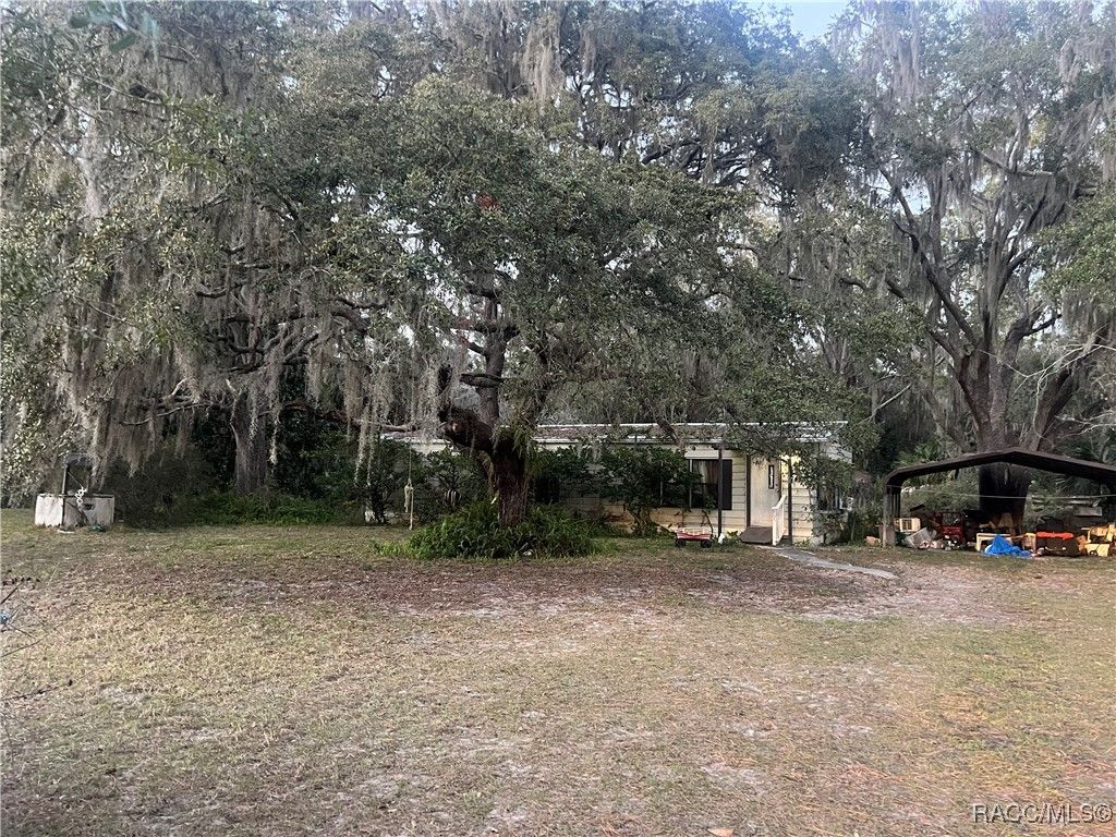10671 SE 201st Street, Inglis, FL 34449