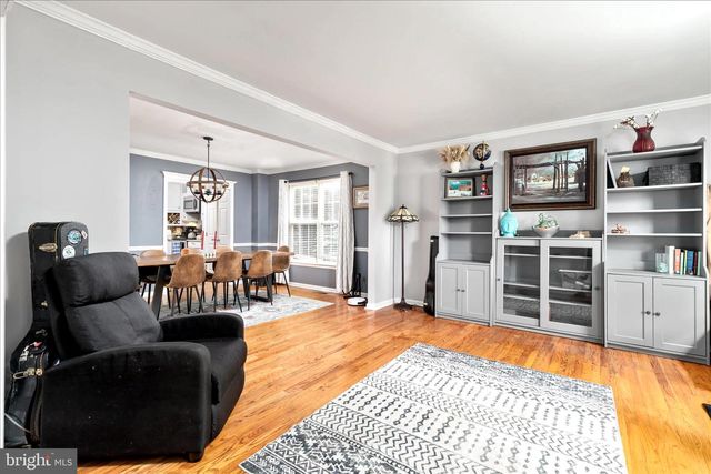 17292 MAGIC MOUNTAIN DR, Round Hill, VA 20141