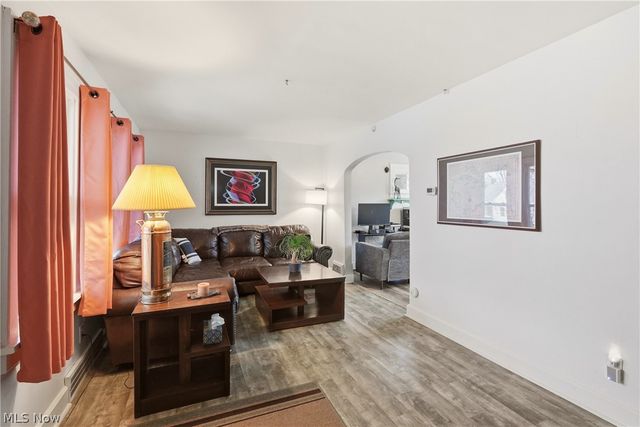 4918 Yorkshire Avenue, Parma, OH 44134