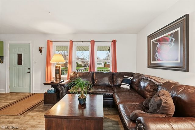 4918 Yorkshire Avenue, Parma, OH 44134